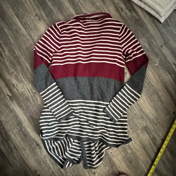 My Bajee Colection Sweater Cardigan - Picture 3 of 3